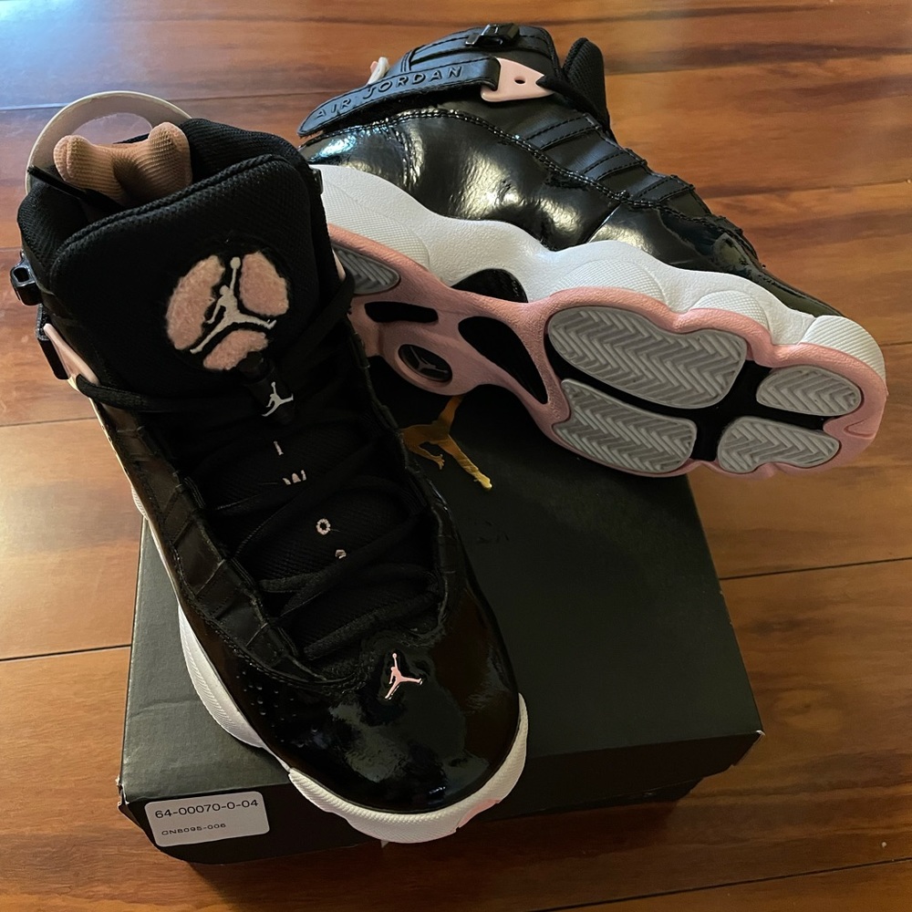 Woman’s air Jordans size 5.5
